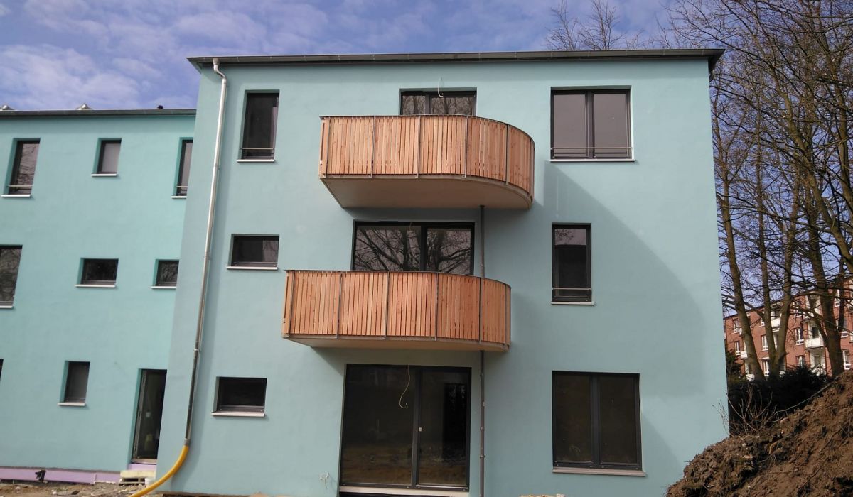 Holzbalkon